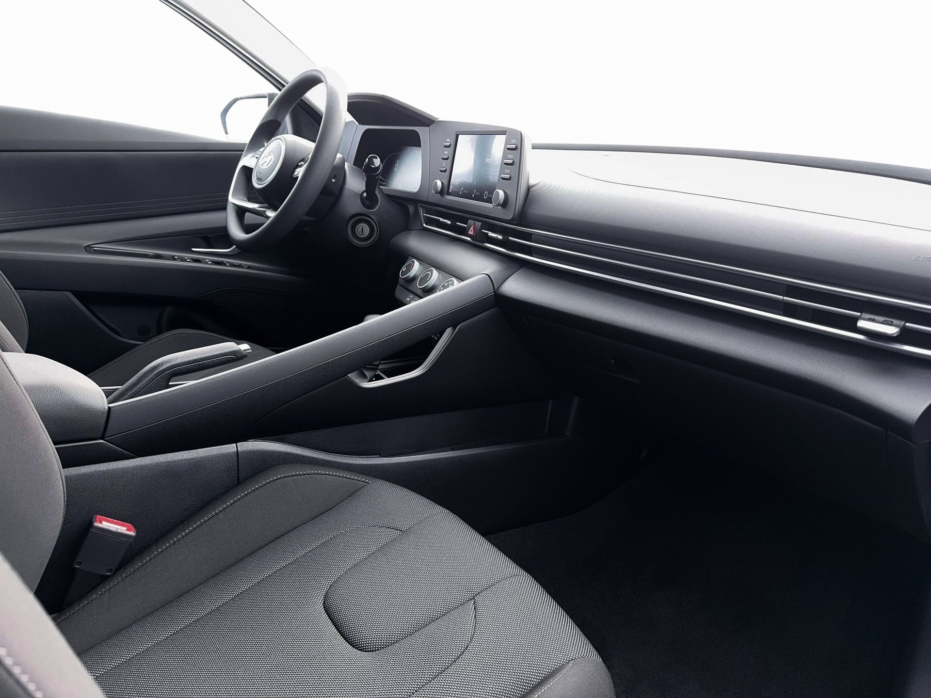 New 2026 Hyundai Elantra SE FWD image 15