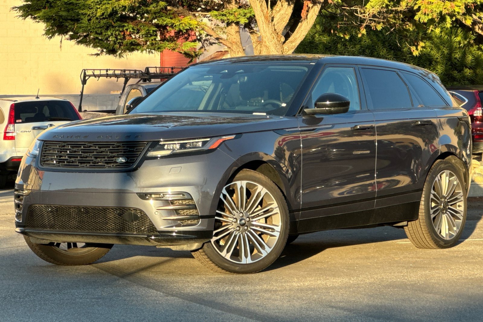 New 2024 Land Rover Range Rover Velar Dynamic HSE