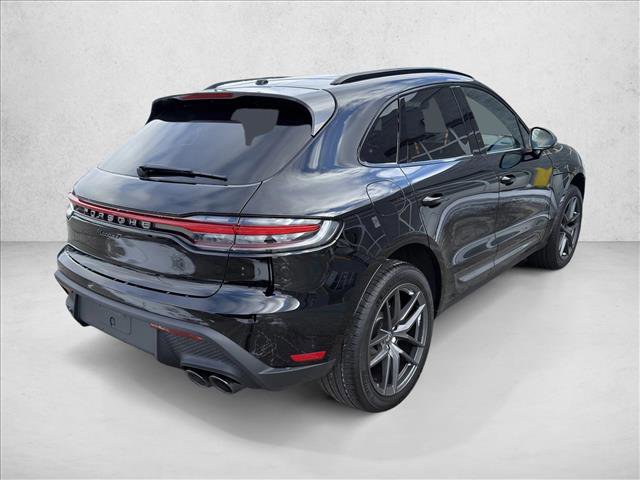 Used 2026 Porsche Macan Turbo image 5