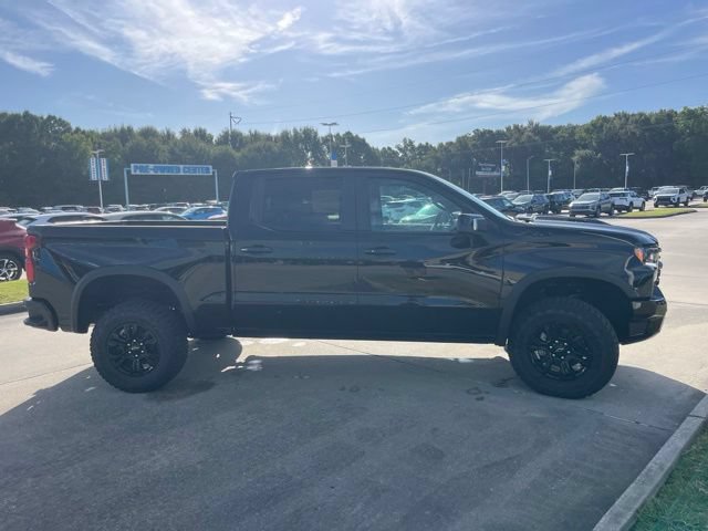 New 2026 Chevrolet Silverado 1500 ZR2 w/ Dark Appearance Package AWD/4WD image 13