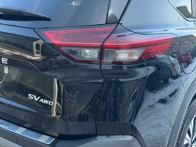 Used 2023 Nissan Rogue SV image 7