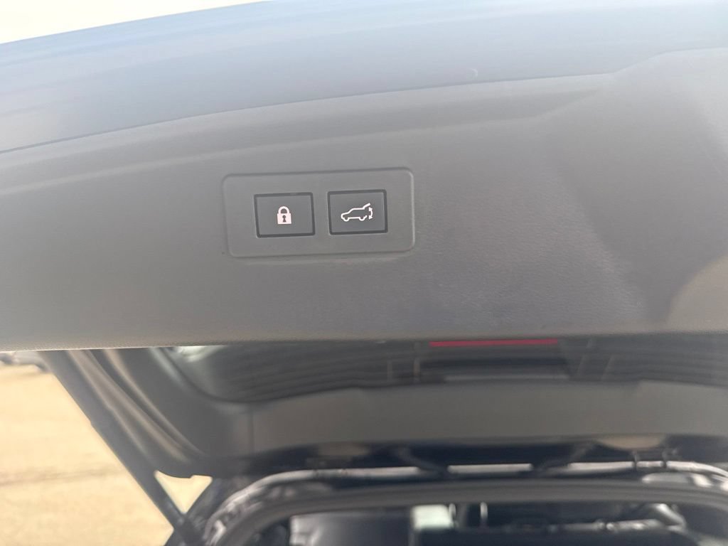 Used 2024 Subaru Outback Wilderness AWD/4WD image 27