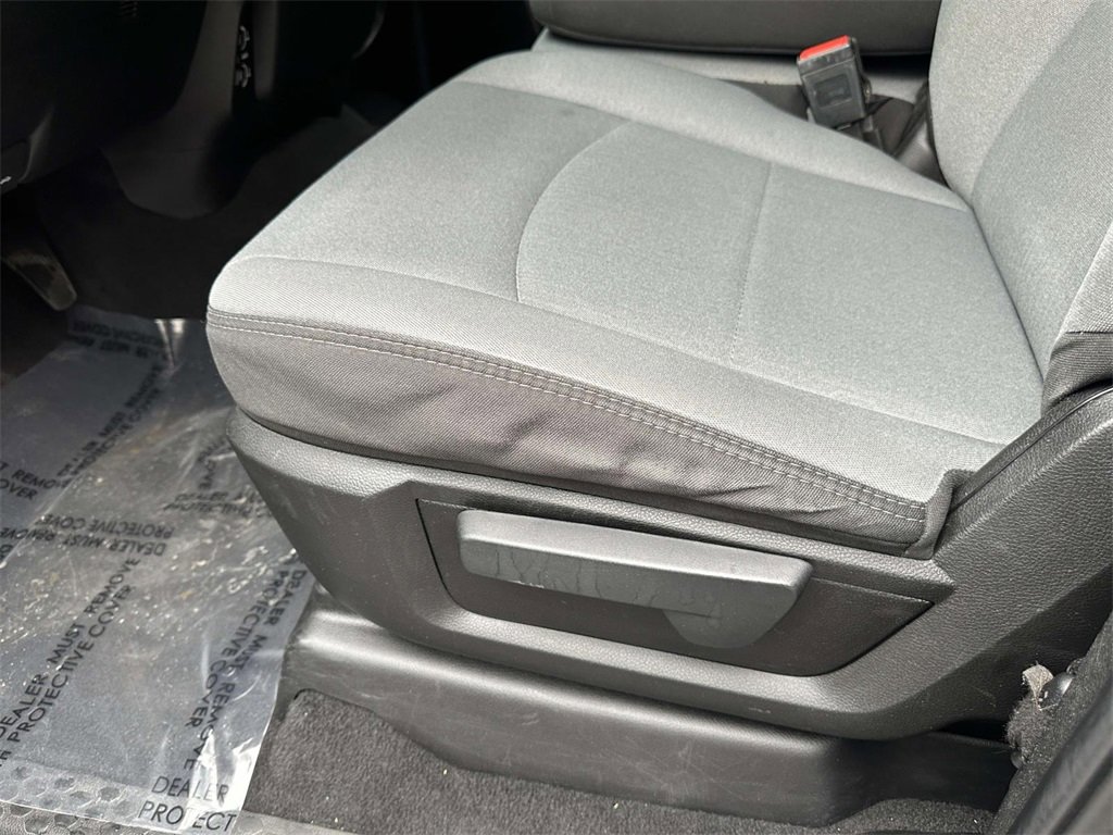 Used 2022 RAM 2500 Big Horn image 6