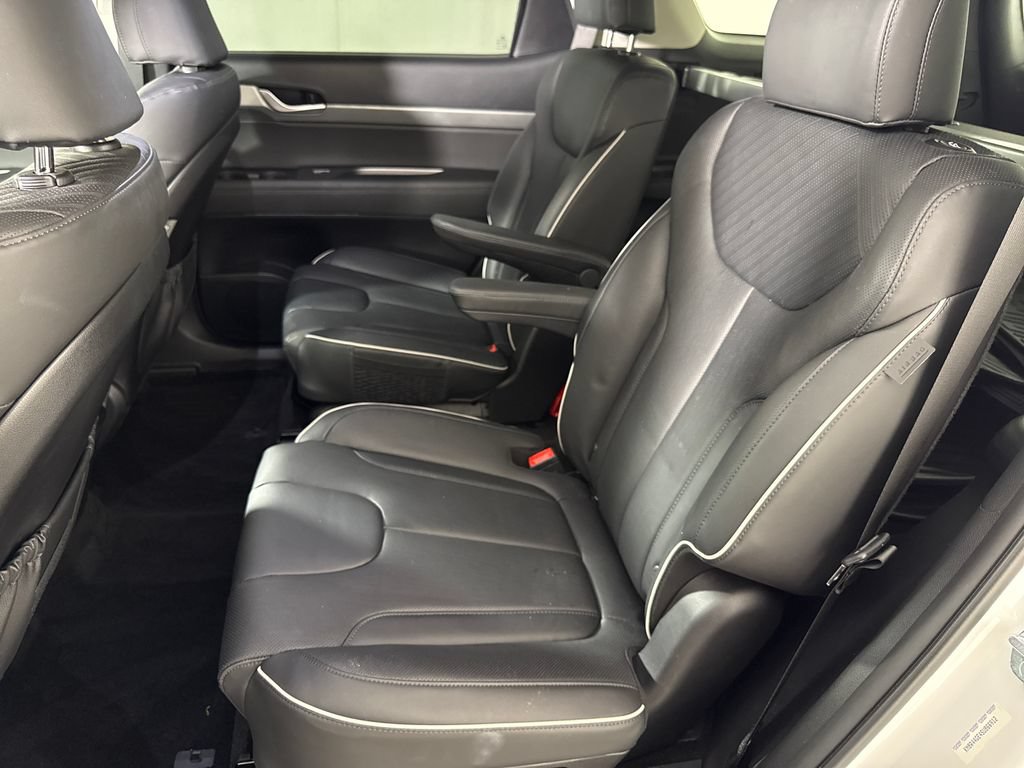 Used 2025 Hyundai Palisade SEL FWD image 13