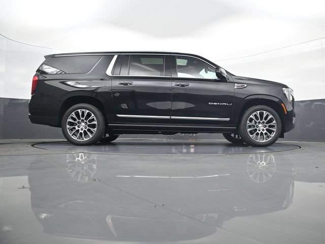 New 2026 GMC Yukon XL Denali w/ Denali Reserve Package AWD/4WD image 25