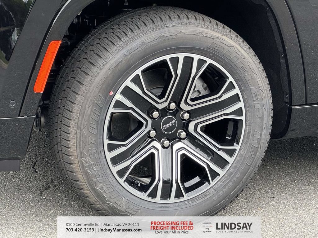 New 2026 Jeep Grand Wagoneer L 4WD w/ Premium Group I image 10