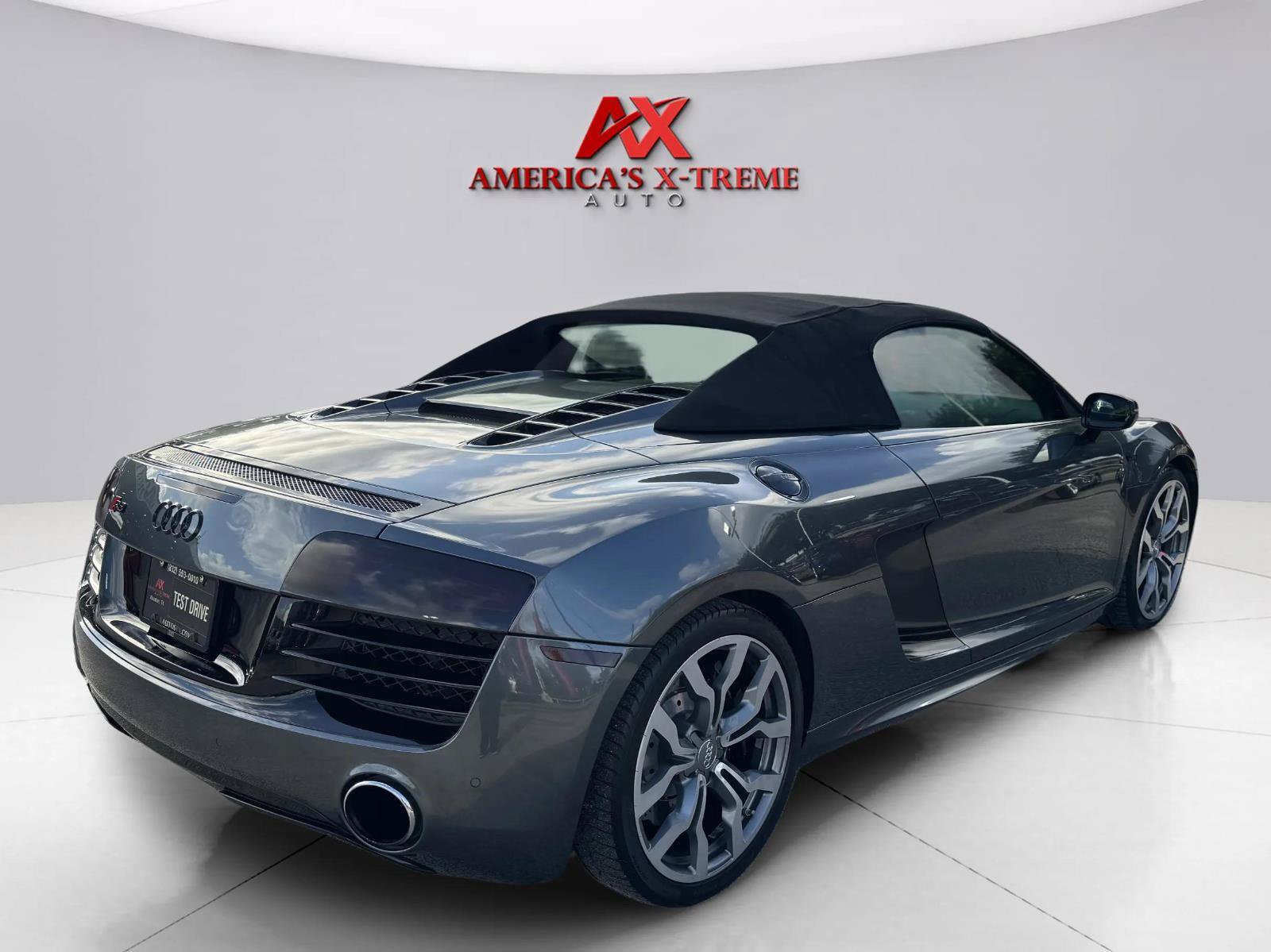 Used 2014 Audi R8 V10 AWD/4WD image 5