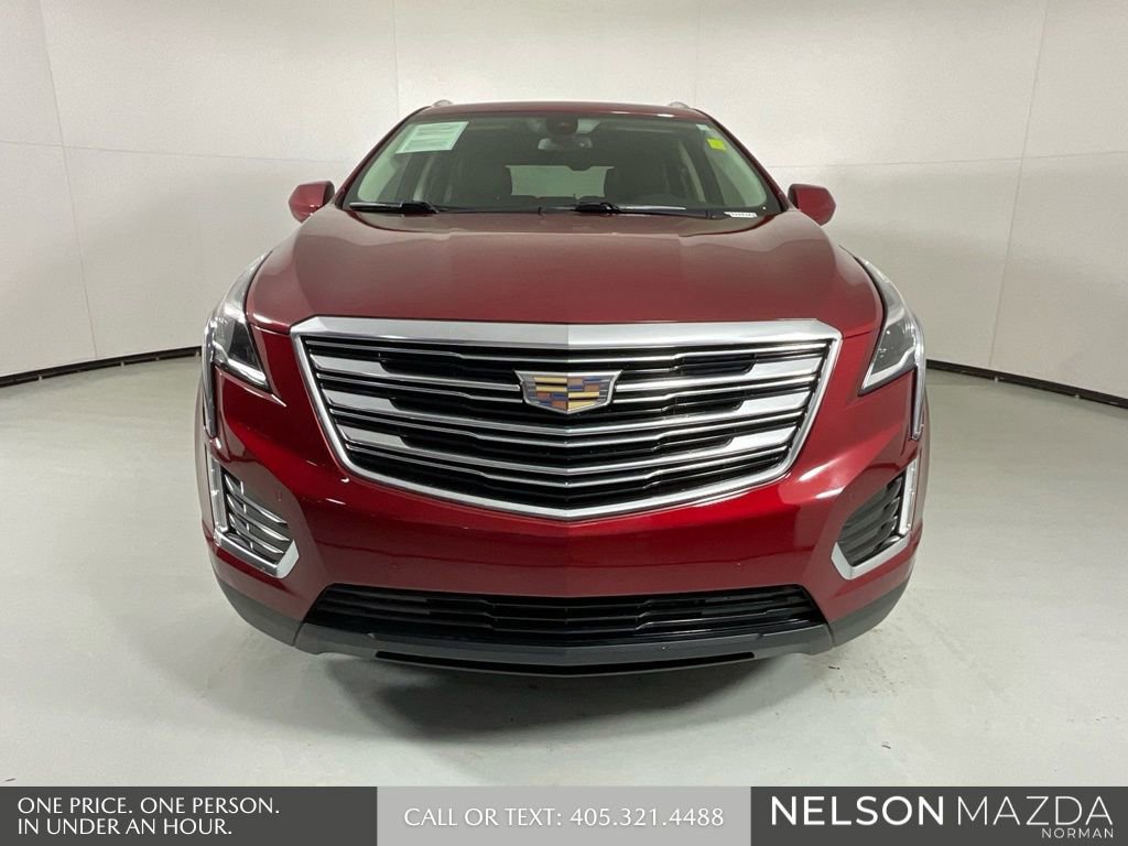 Used 2019 Cadillac XT5 Premium Luxury FWD image 2