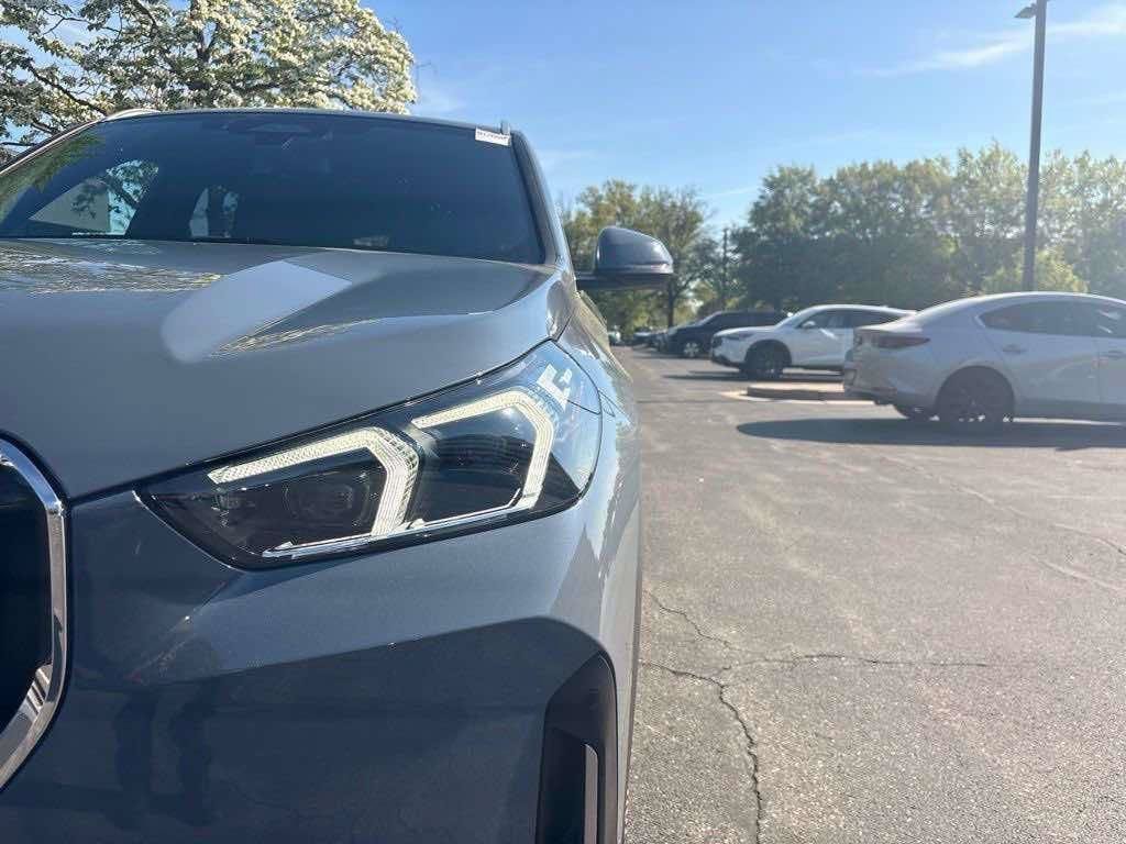 Used 2023 BMW X1 xDrive28i w/ Convenience Package AWD/4WD image 11