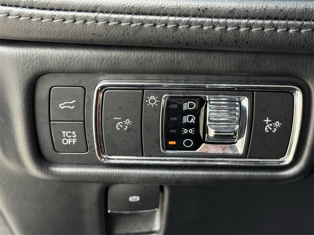 Used 2022 Lincoln Nautilus Reserve w/ Equipment Group 201A image 24