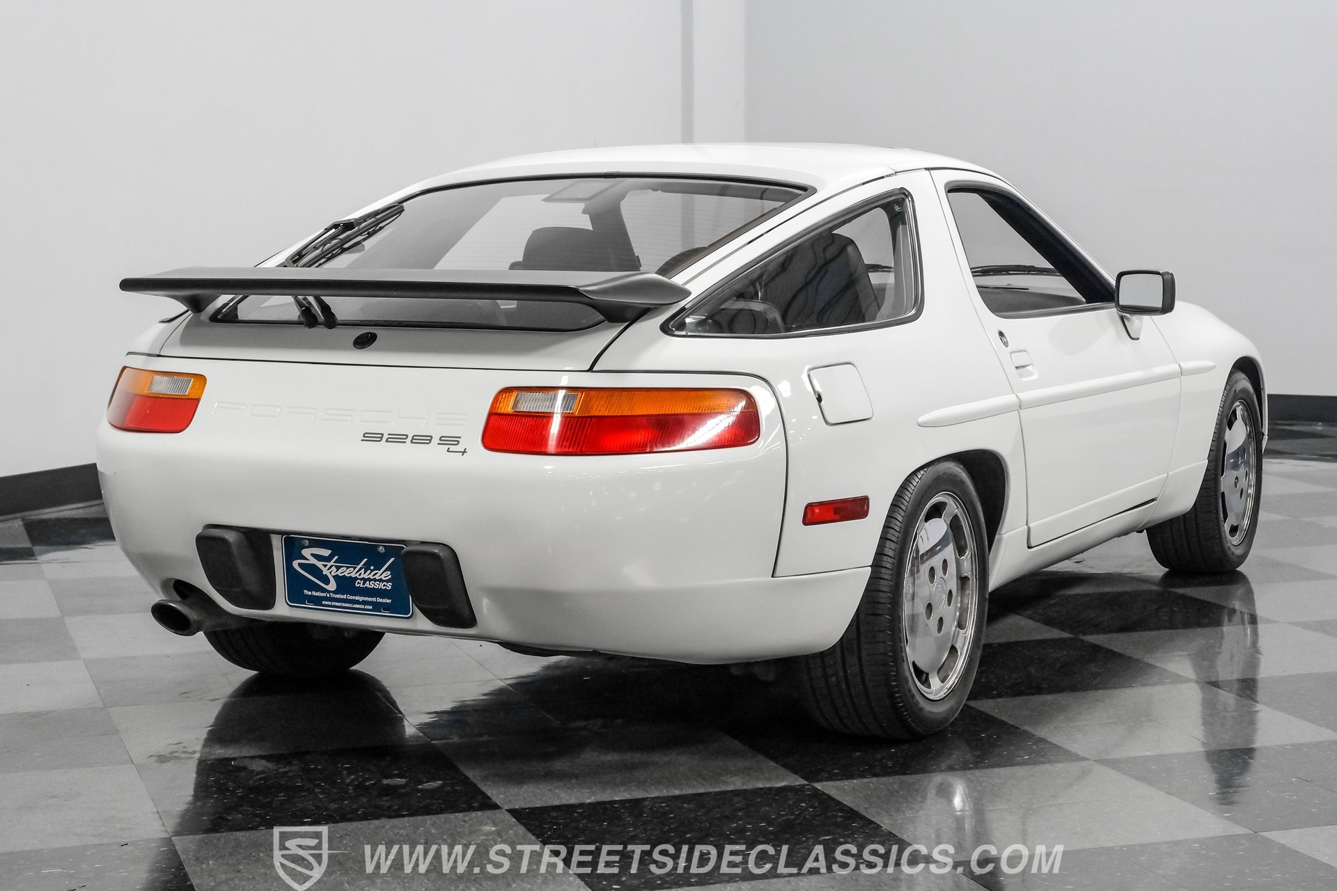 Used 1987 Porsche 928 S4 RWD image 23