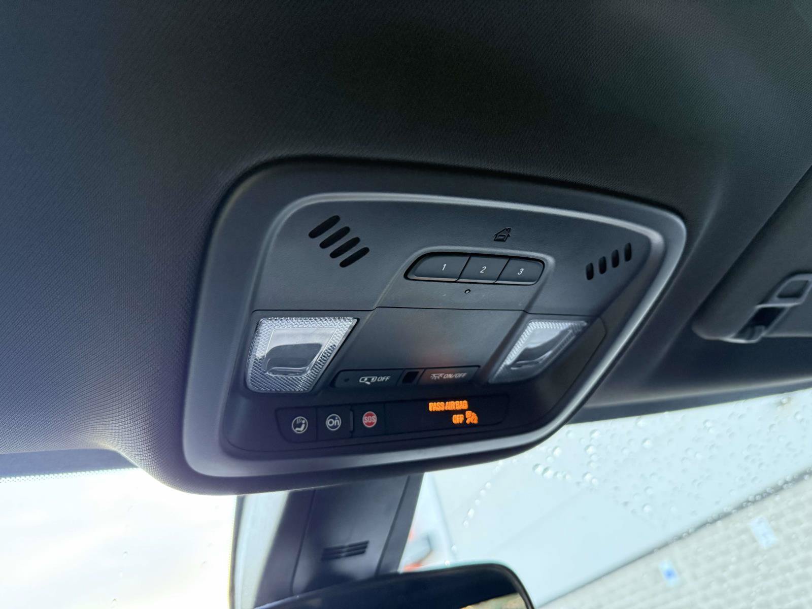 Used 2023 Chevrolet Traverse LT AWD/4WD image 26