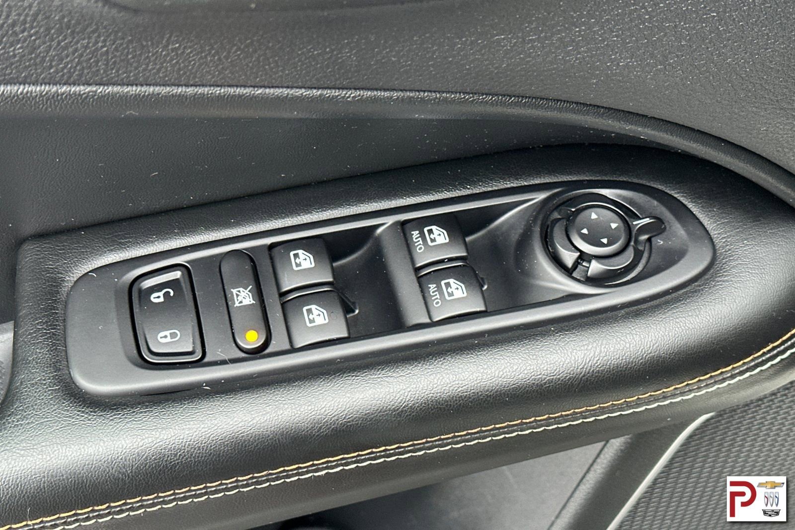 Used 2019 Jeep Compass Latitude image 12