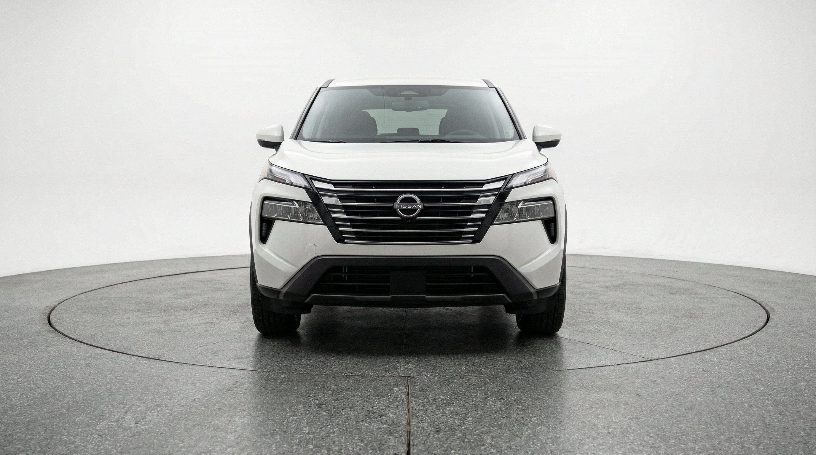 Used 2025 Nissan Rogue SV AWD/4WD image 2