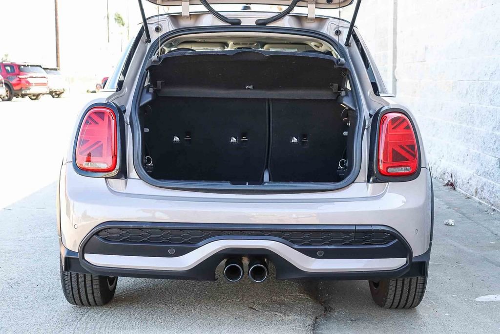 Used 2023 MINI Cooper S image 33