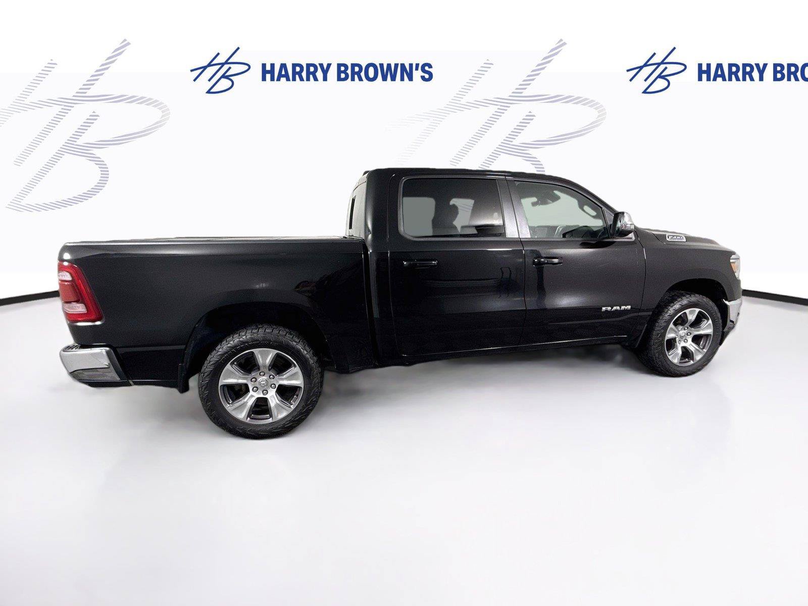 Used 2023 RAM 1500 Laramie AWD/4WD image 31