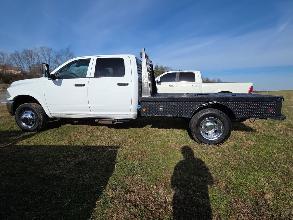 Used 2016 RAM 3500 Tradesman w/ Chrome Appearance Group AWD/4WD image 8