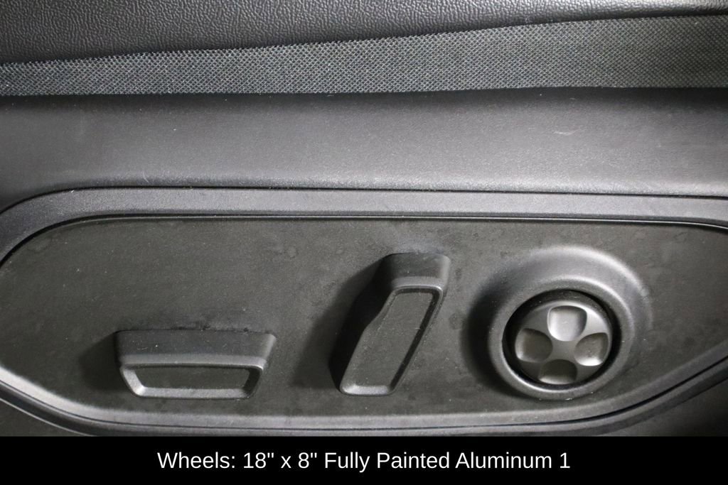 Used 2024 Jeep Grand Cherokee Altitude image 24