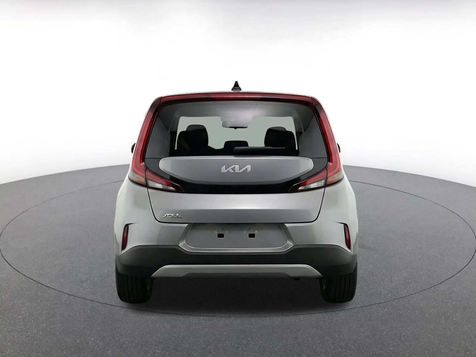 Used 2025 Kia Soul LX w/ LX Technology Package FWD image 8