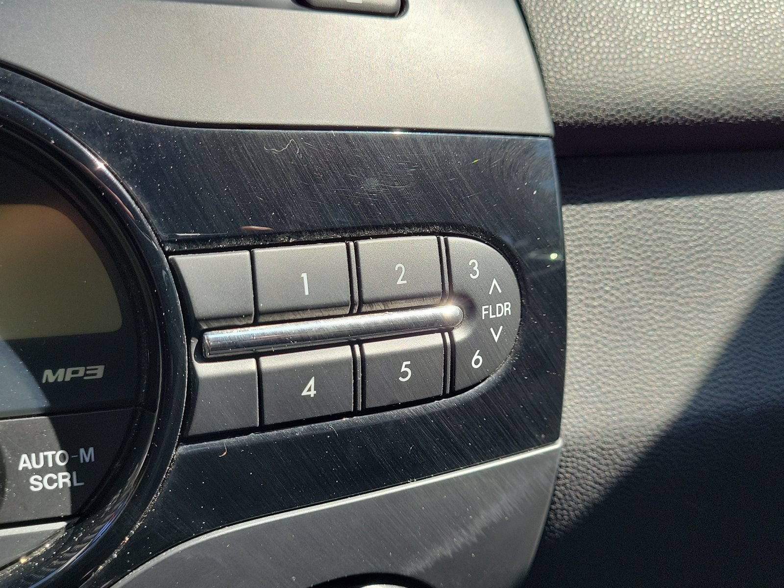 Used 2012 MAZDA MAZDA2 Touring FWD image 25