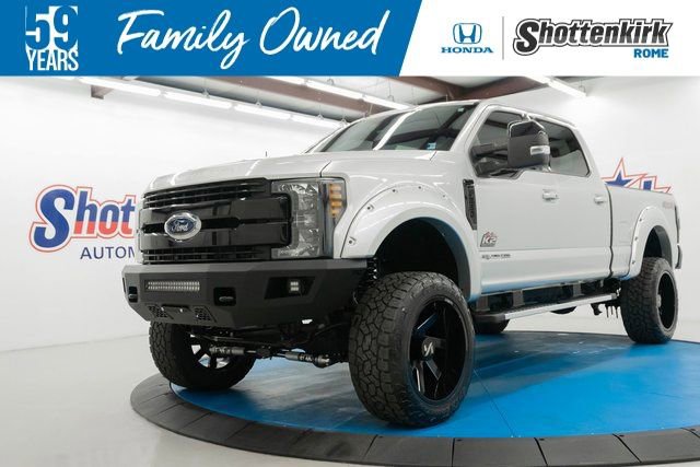 Used 2019 Ford F250 Lariat w/ Lariat Ultimate Package image 1