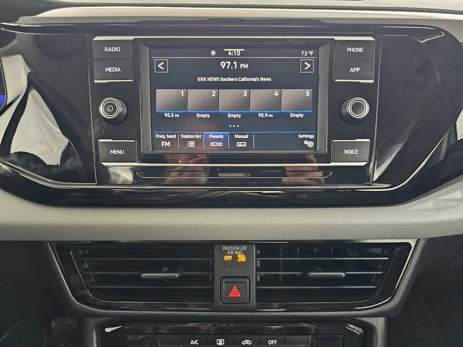 Used 2023 Volkswagen Taos S image 25