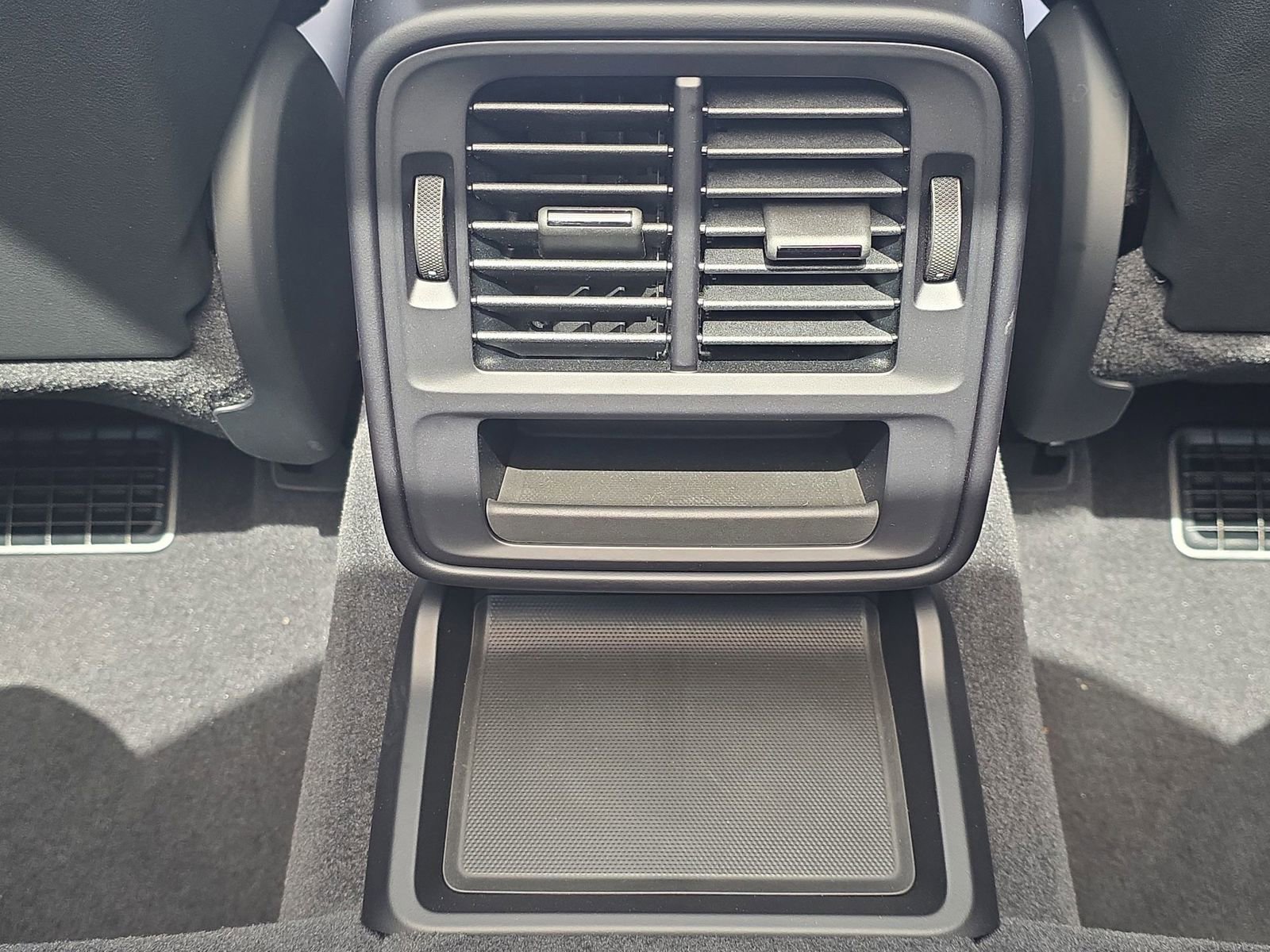 Certified 2023 Porsche Taycan GTS image 15