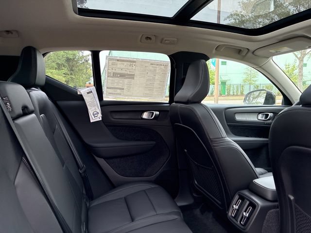 New 2026 Volvo XC40 B5 Ultra w/ Protection Package Premier AWD/4WD image 25