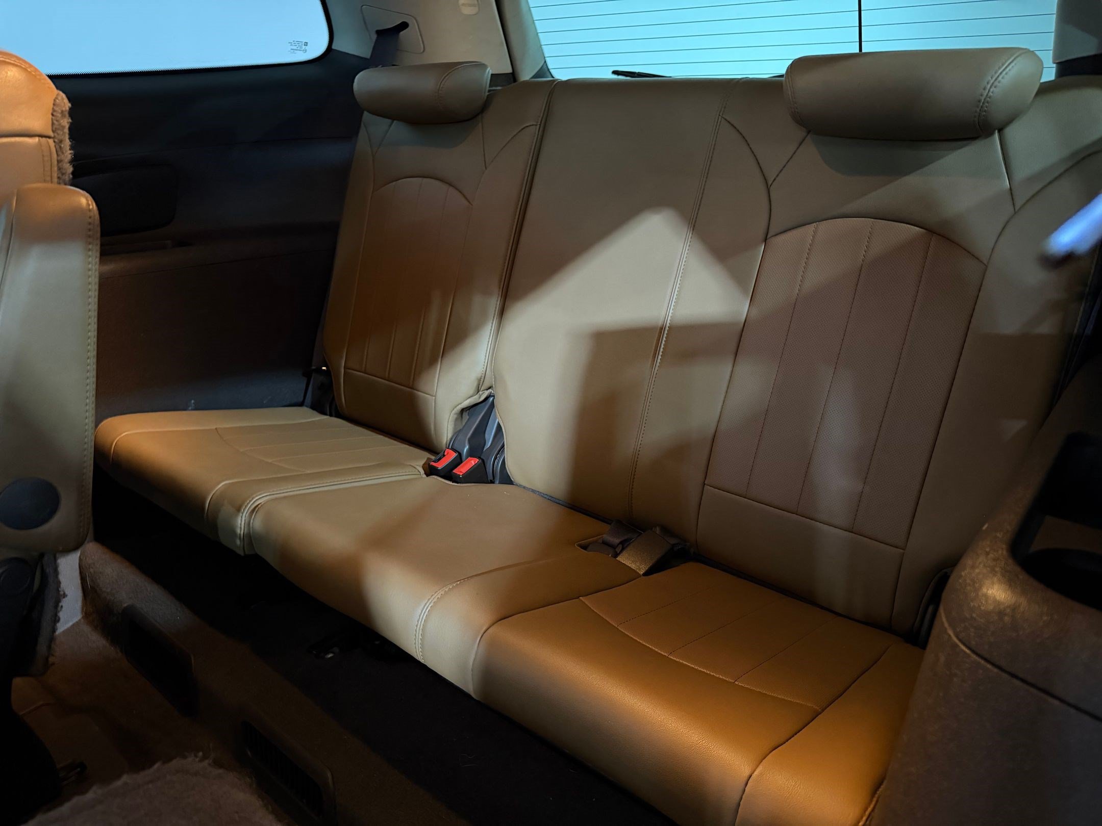 Used 2014 Buick Enclave Premium FWD image 39