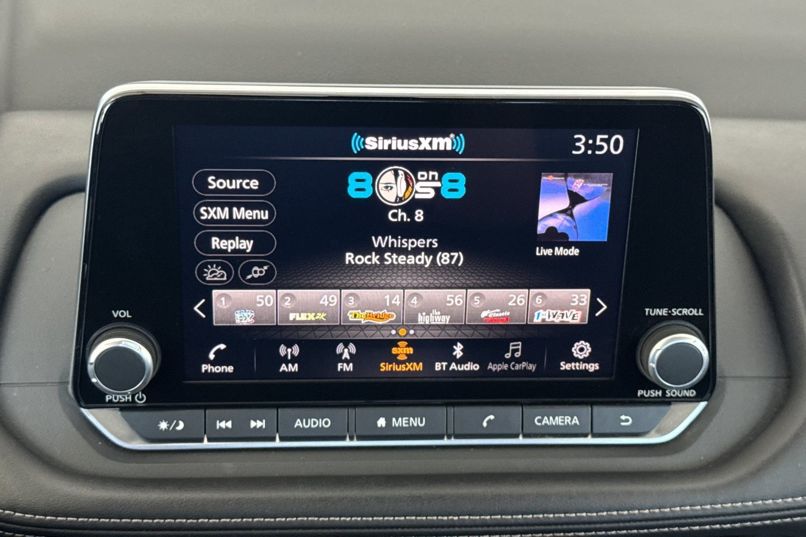 Used 2025 Nissan Rogue SV AWD/4WD image 18