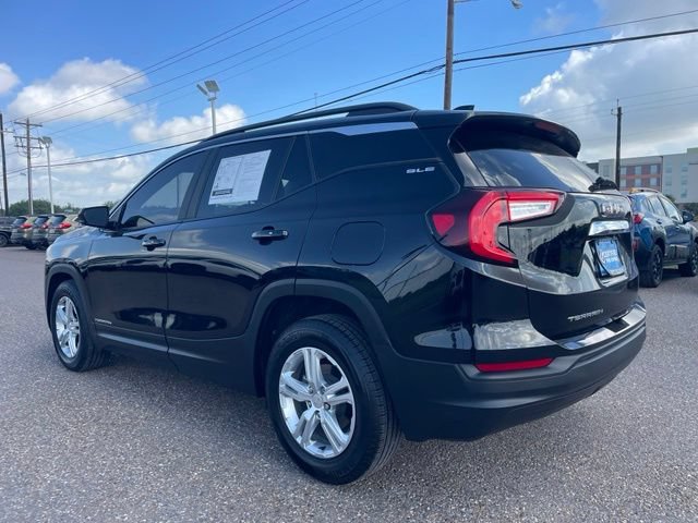 Used 2022 GMC Terrain SLE w/ Driver Convenience Package FWD image 6