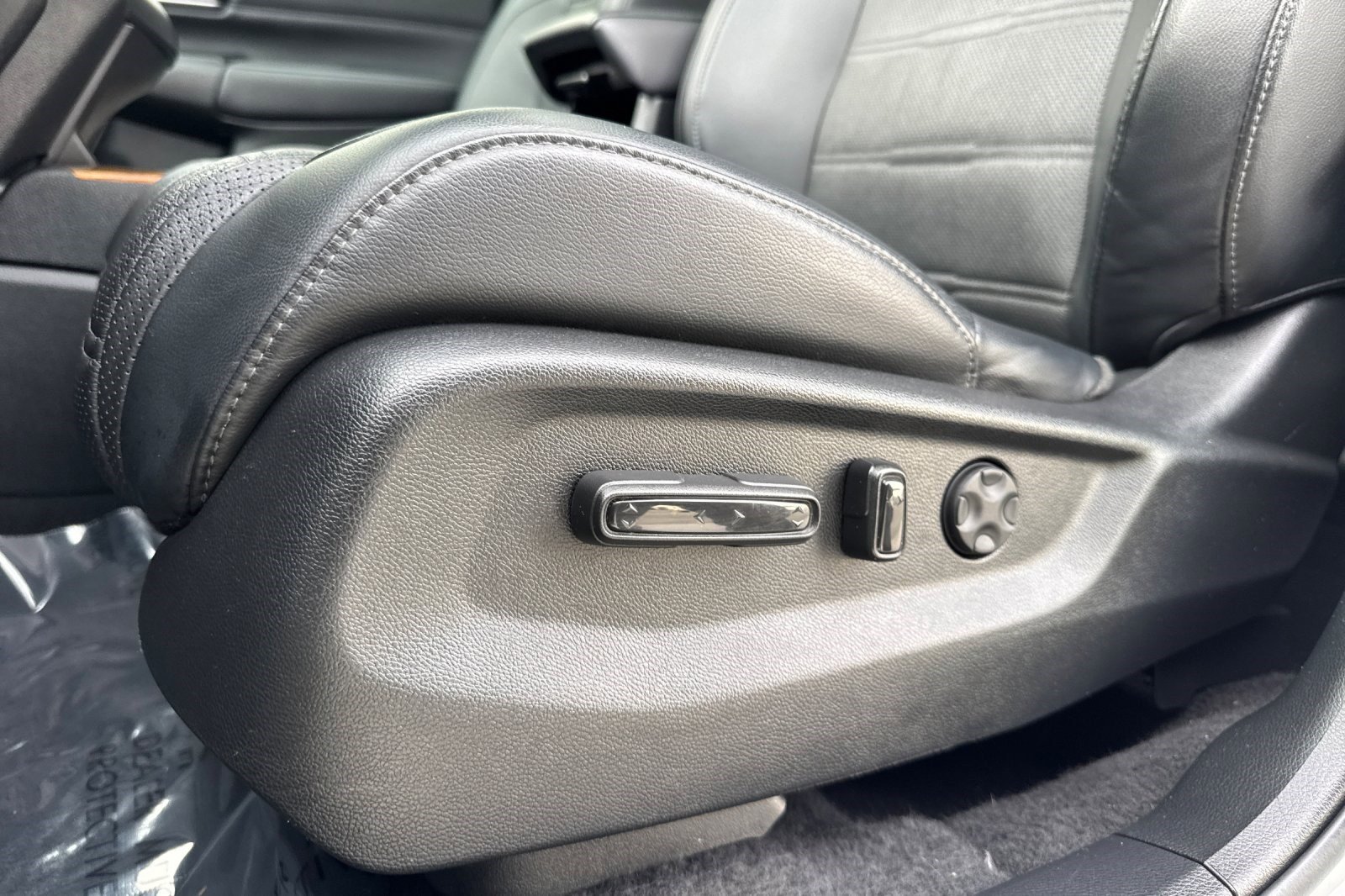 Used 2022 Honda CR-V Touring image 13