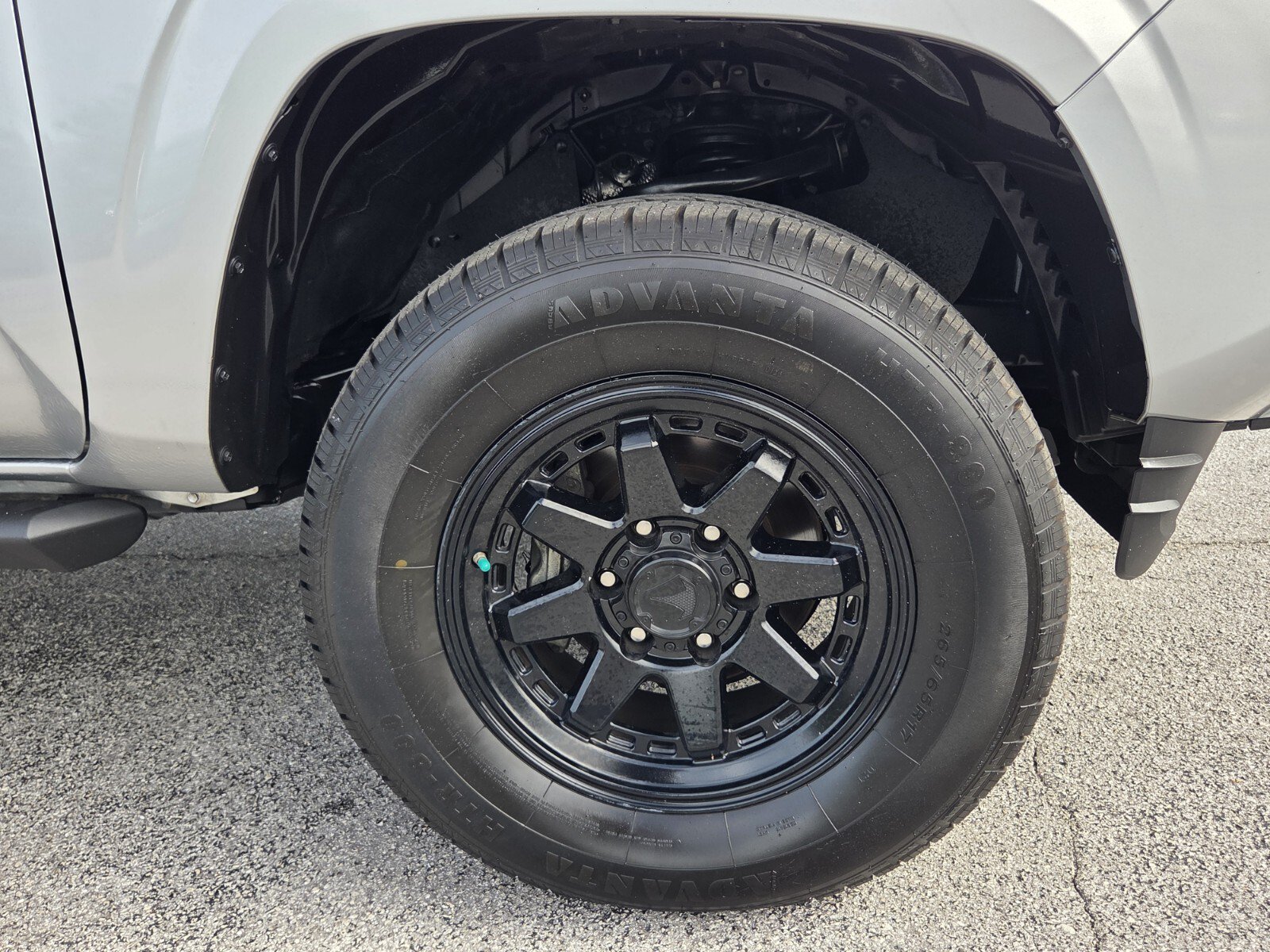 Used 2023 Toyota Tacoma SR AWD/4WD image 10