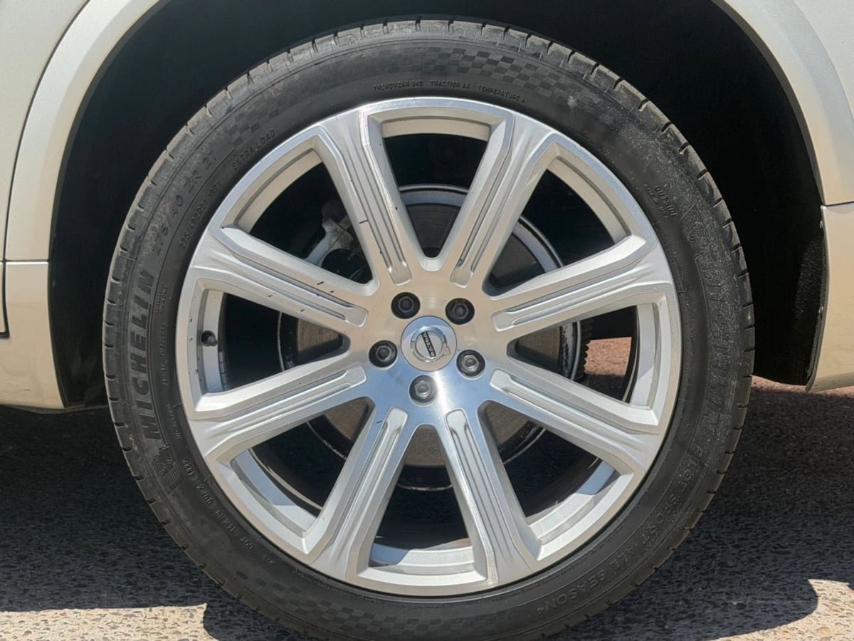 Used 2017 Volvo XC90 T6 Inscription w/ Vision Package AWD/4WD image 35