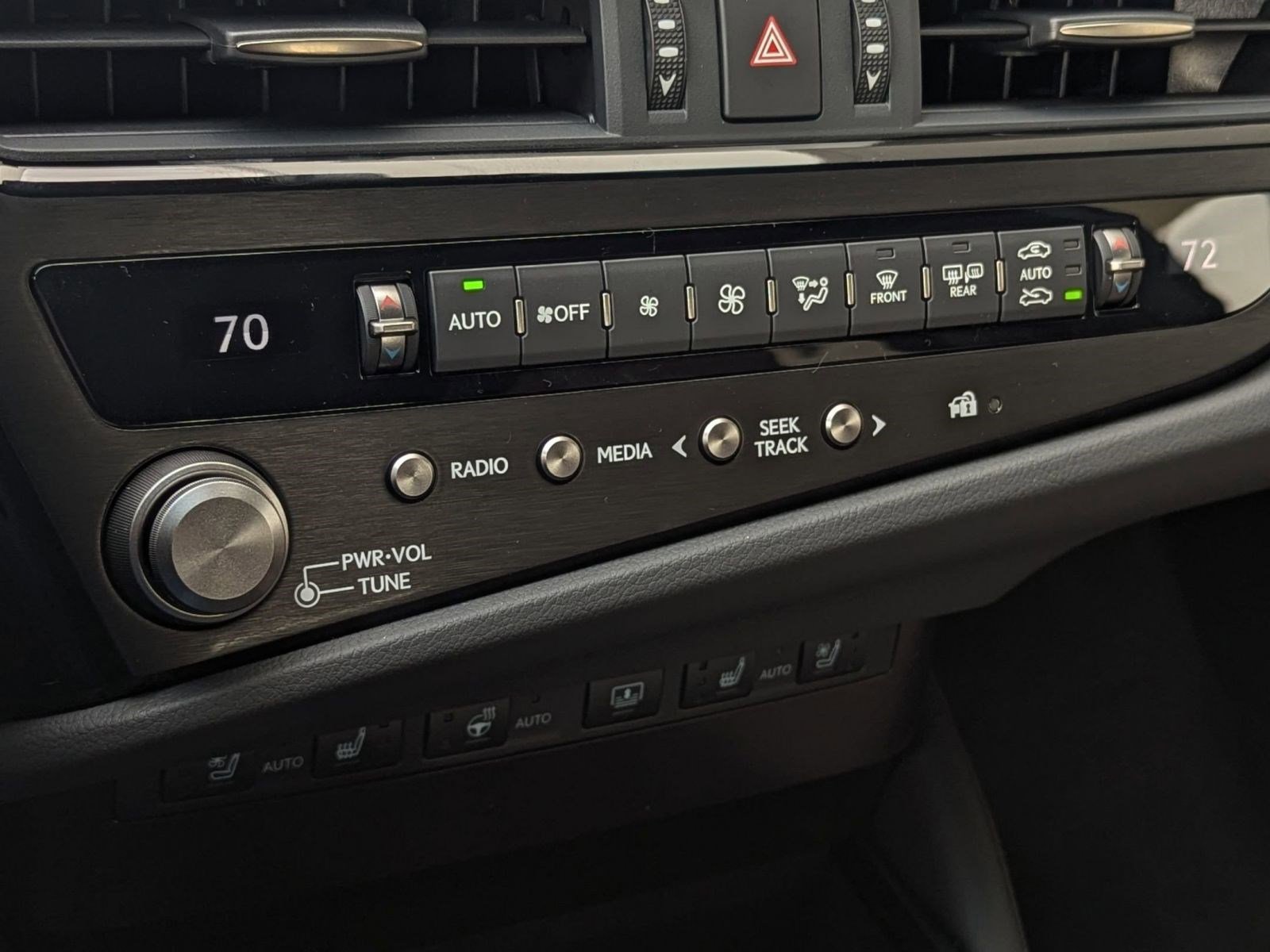 New 2025 Lexus ES 350 ES 350 Luxury image 30