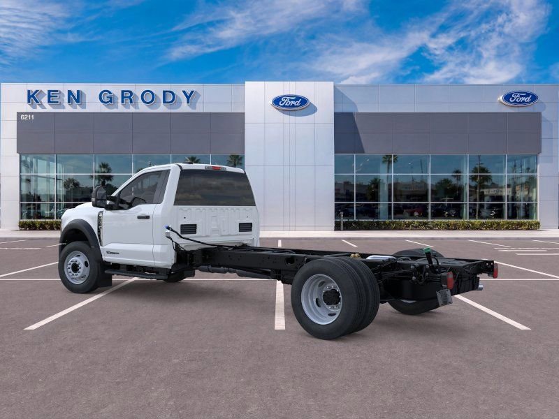 New 2025 Ford F600 2WD Regular Cab Super Duty w/ XL Chrome Package image 18