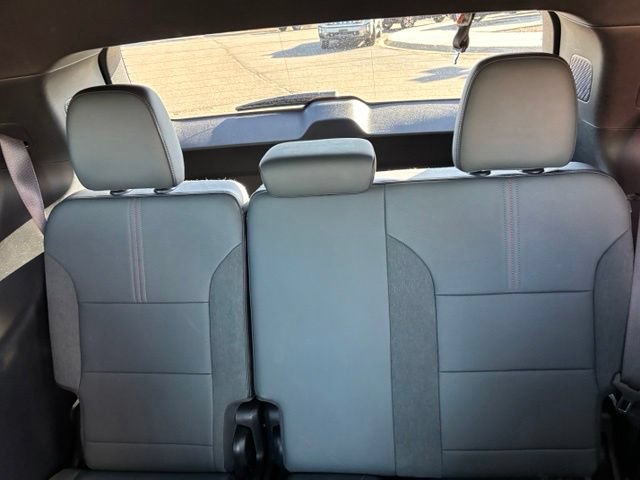Certified 2024 GMC Acadia AT4 w/ Super Cruise Package AWD/4WD image 19