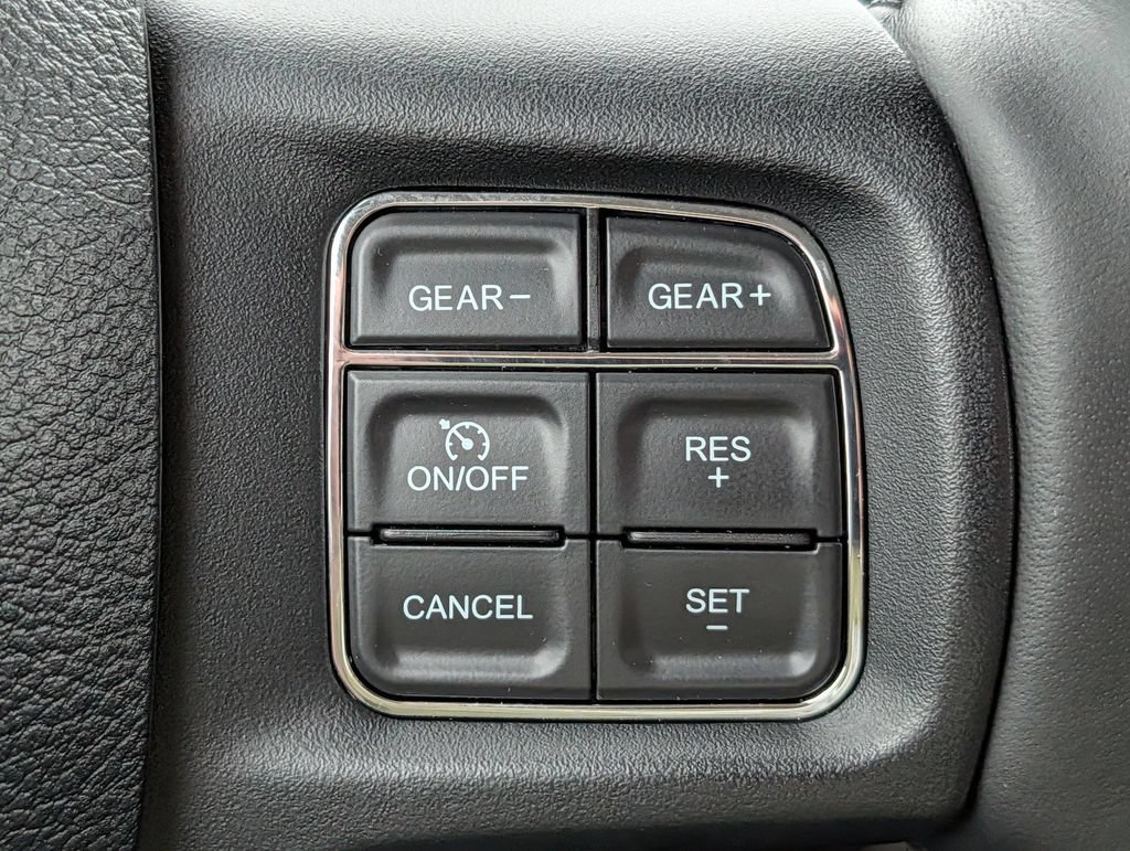 Used 2018 RAM 1500 Big Horn AWD/4WD image 41