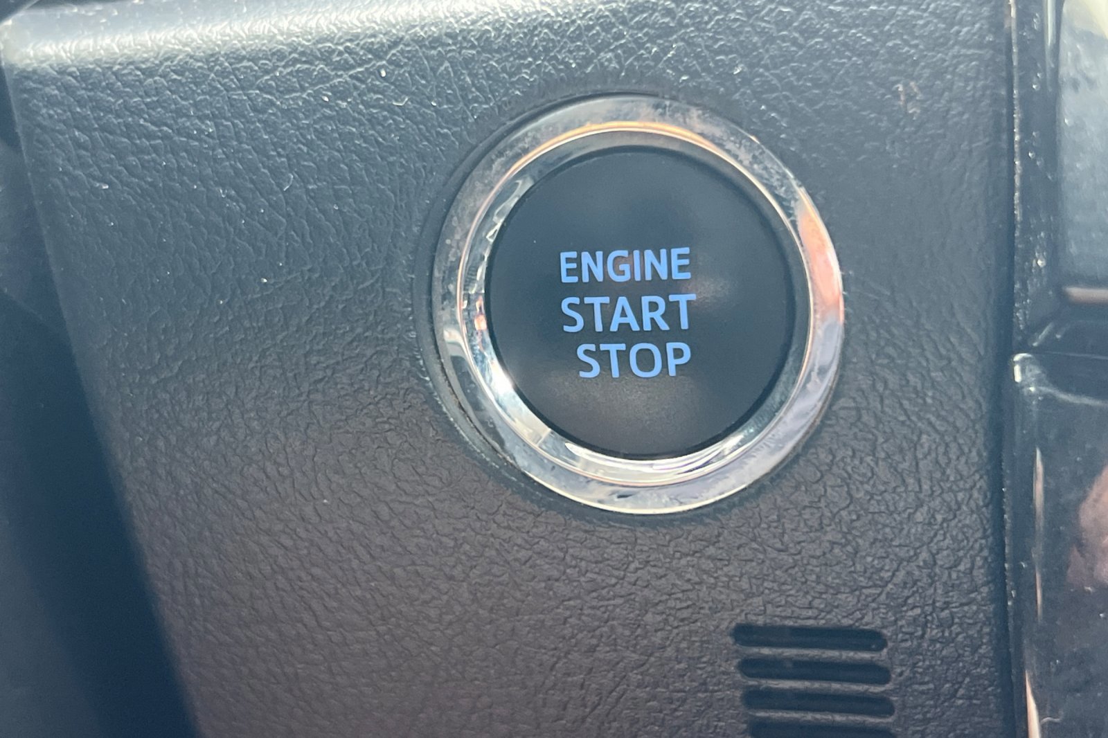 Used 2024 Toyota 4Runner TRD Off-Road Premium image 22