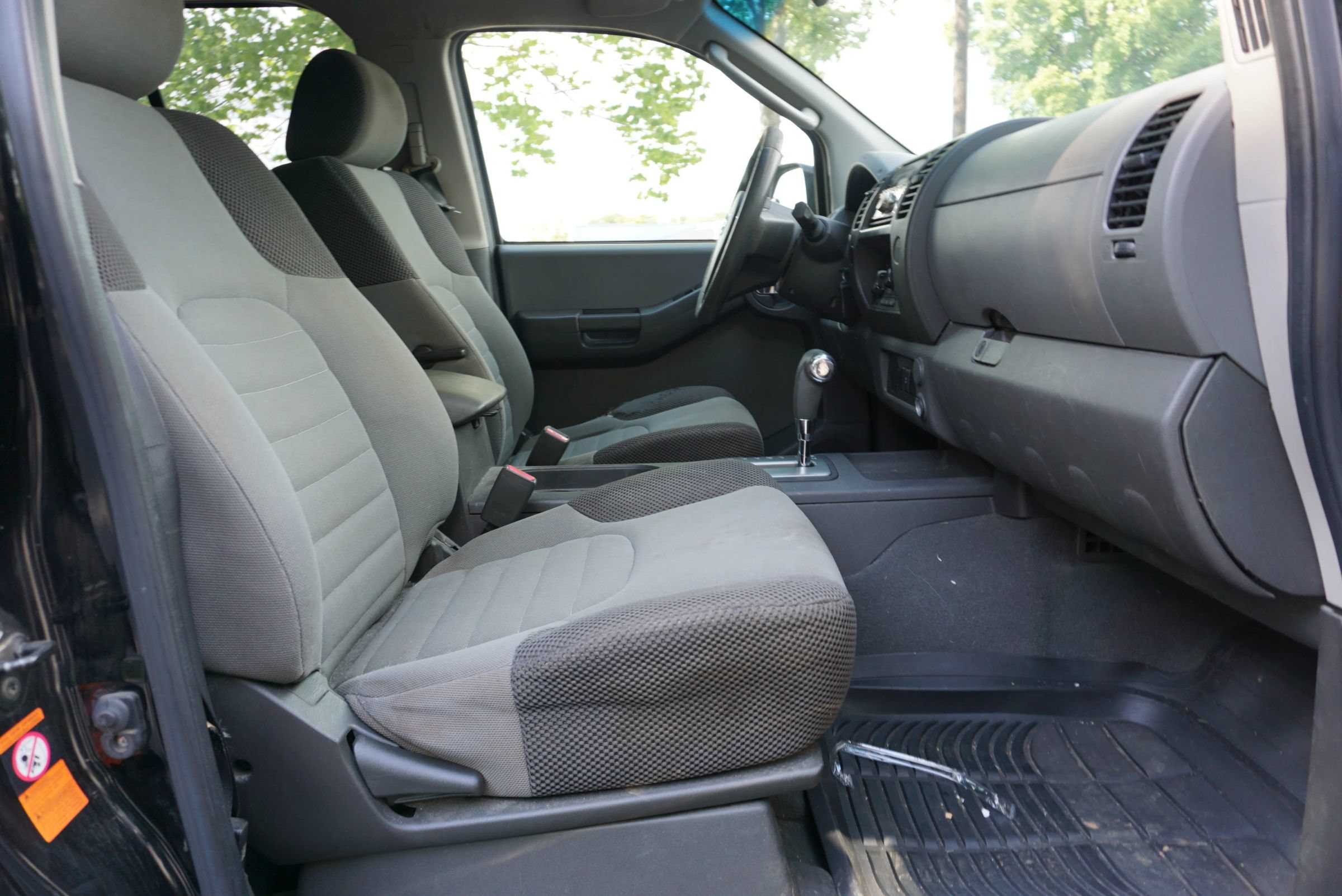 Used 2008 Nissan Xterra S w/ Supplemental Air Bag Pkg RWD image 11