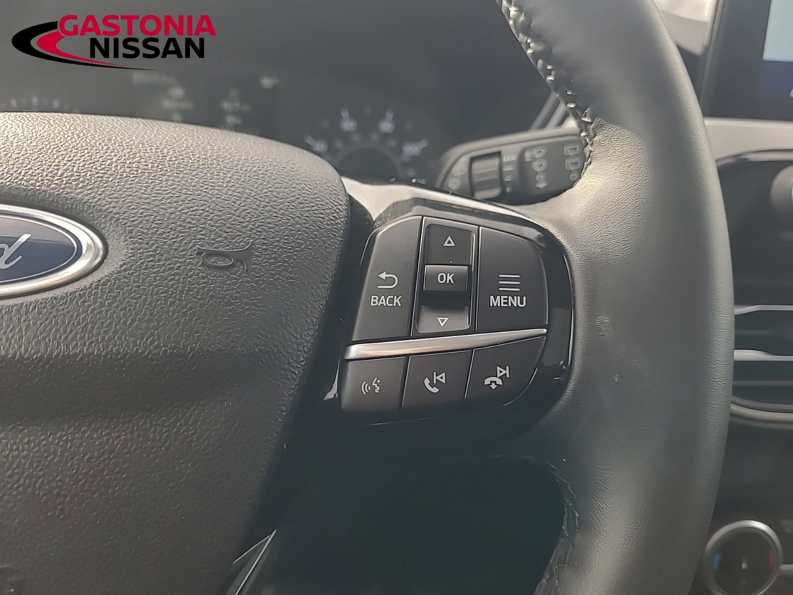 Used 2022 Ford Escape SEL image 38