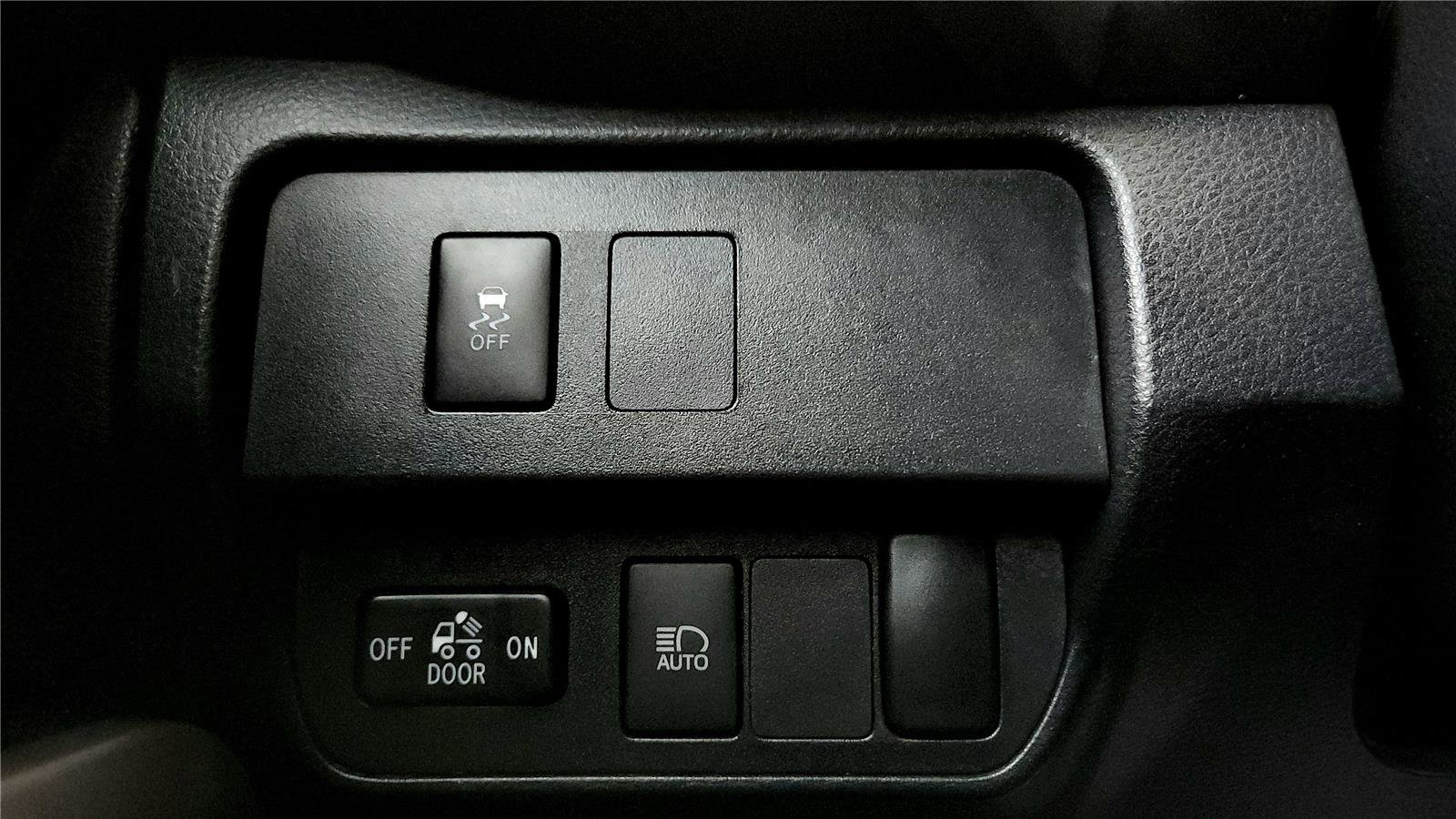 Certified 2023 Toyota Tacoma SR5 image 32