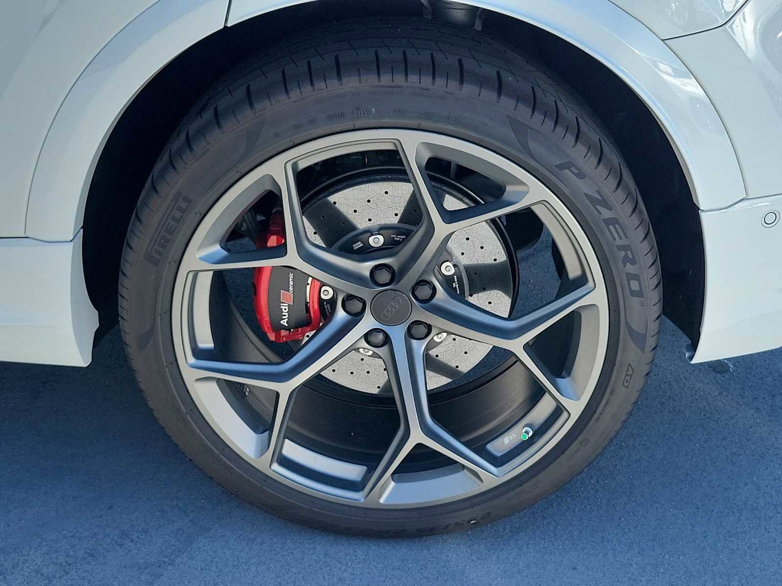 New 2026 Audi RS Q8 performance image 12