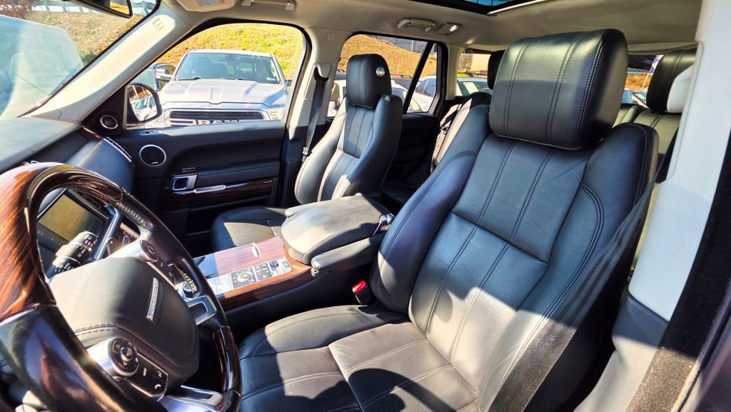 Used 2015 Land Rover Range Rover Supercharged image 15