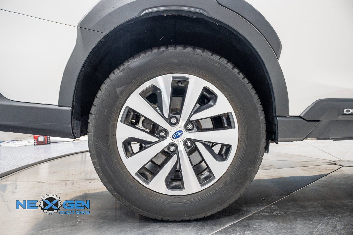 Used 2024 Subaru Outback Premium image 43