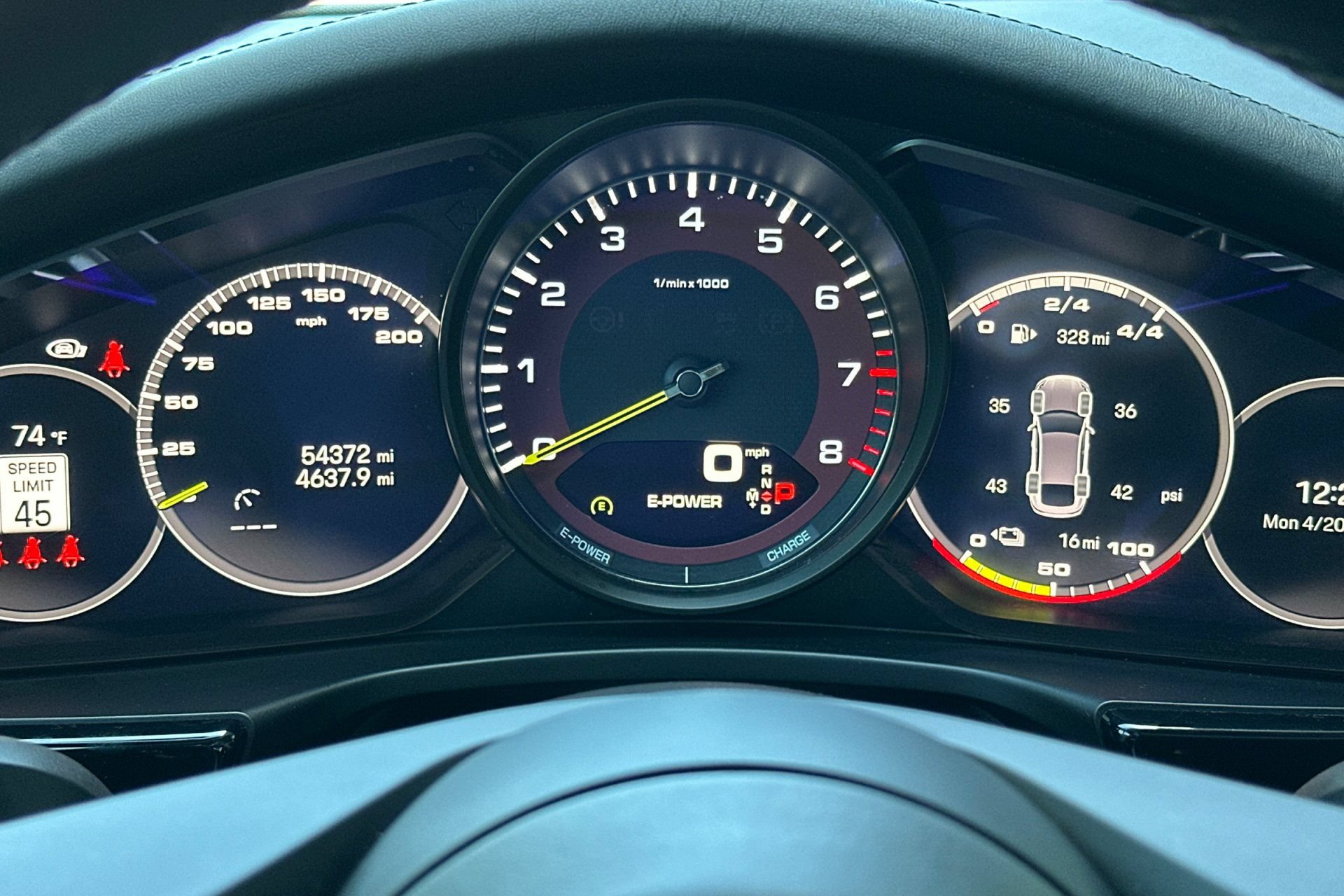 Certified 2022 Porsche Panamera 4S AWD/4WD image 31