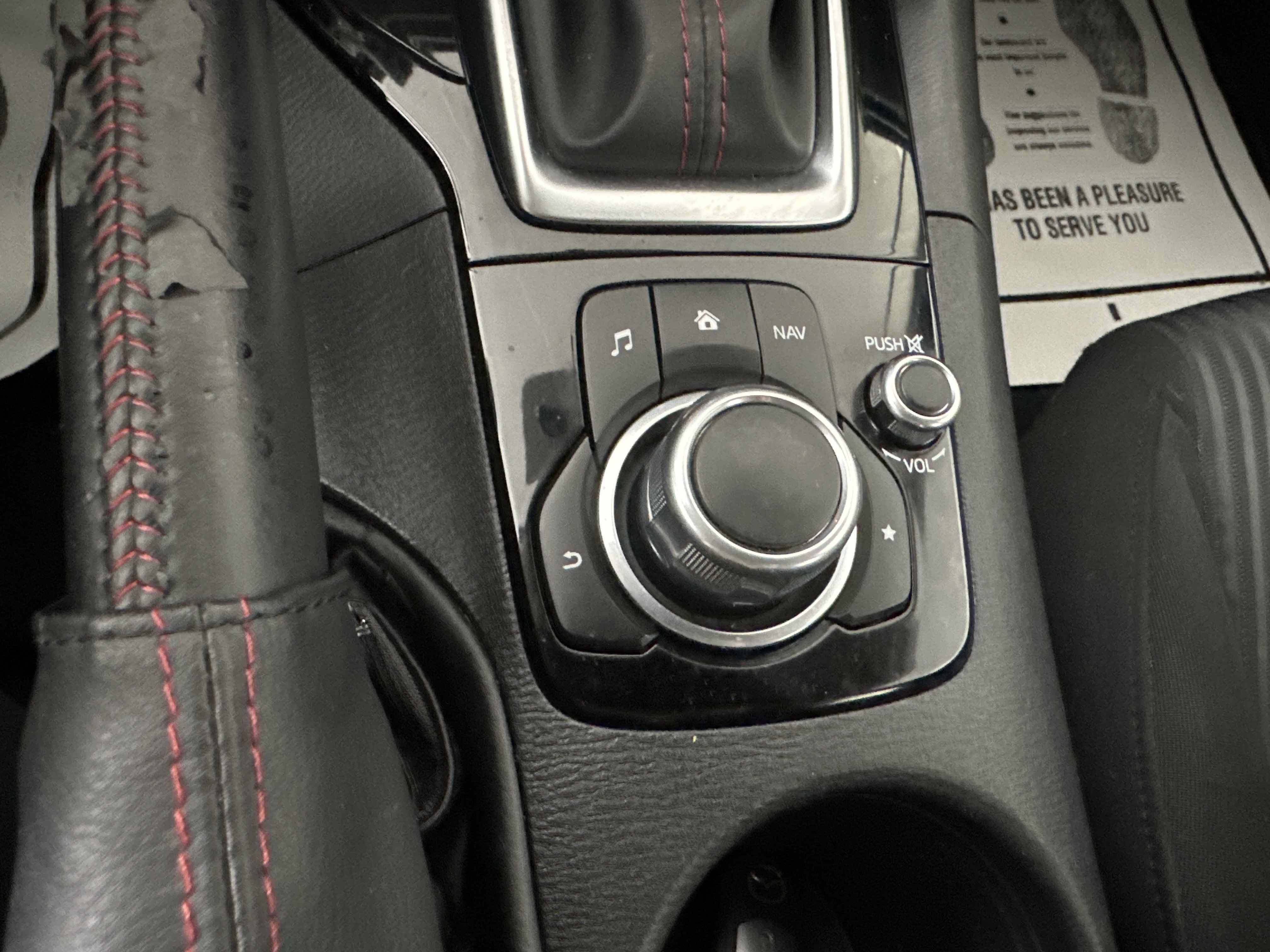 Used 2014 MAZDA MAZDA3 i Touring w/ Technology Package image 19