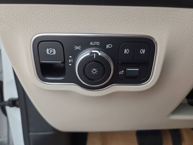 New 2026 Mercedes-Benz GLB 250 4MATIC image 20