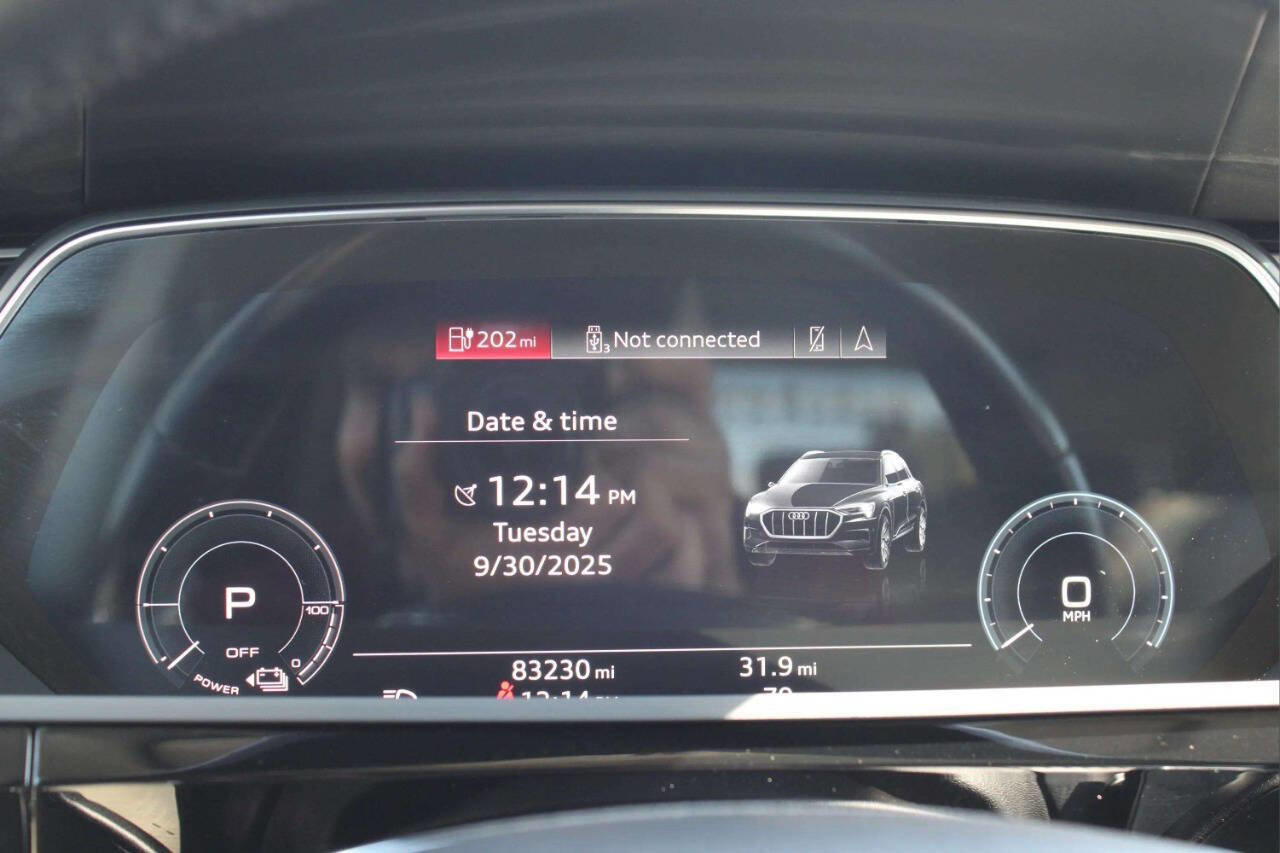 Used 2019 Audi e-tron Prestige image 22