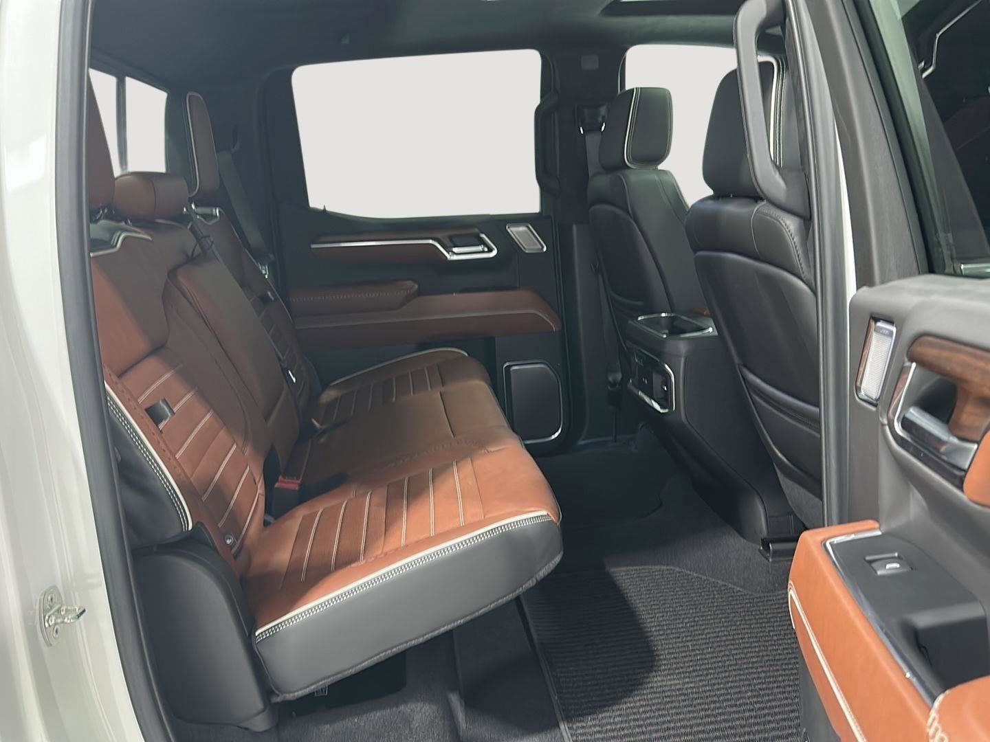 Used 2024 GMC Sierra 1500 Denali Ultimate image 26